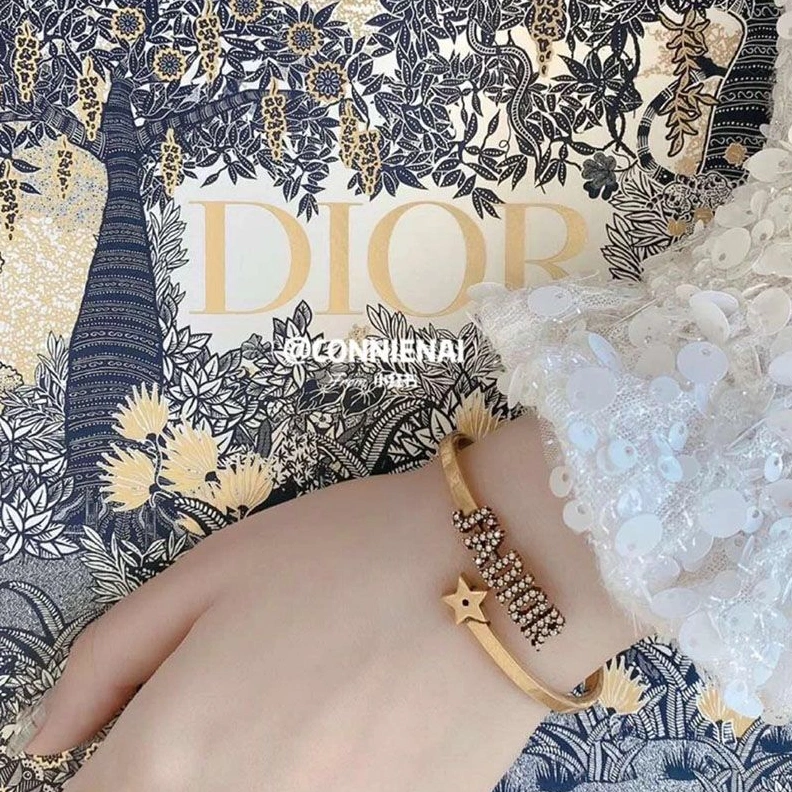 J'Adior Cuff Bracelet Antique Gold-Finish Metal and Silver Crystals Gold GoAnywhere 6479