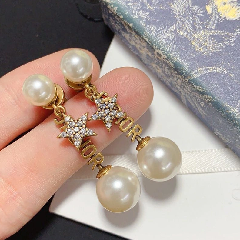 J'Adior Earrings Antique Metal, White Resin Pearls And White Crystals Gold Trendy 9325