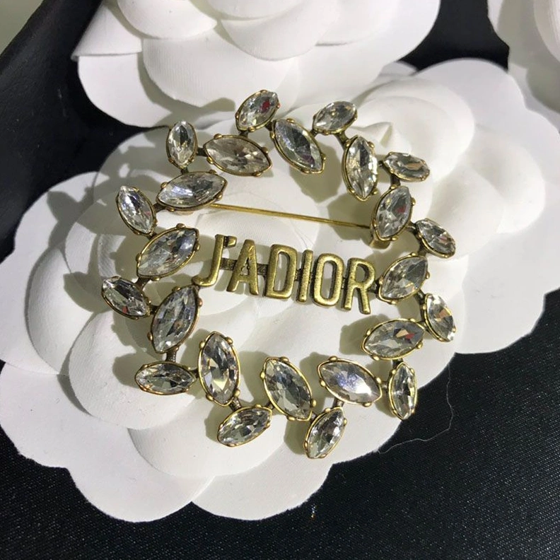 J'Adior Laurel Brooch Gold-Finish Metal and Silver Crystals Gold EasyMatch 3658