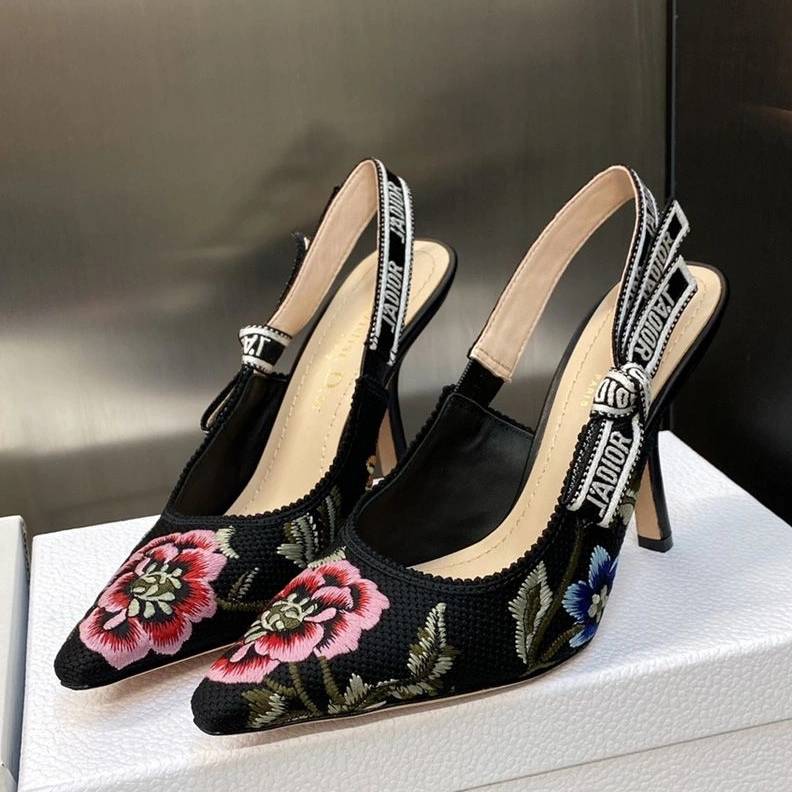 J'Adior Slingback Pumps Women Petites Fleurs Motif Canvas Black StreetReady 4912