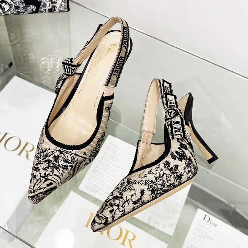 J'Adior Slingback Pumps Women Toile de Jouy Sauvage Motif Canvas Beige UrbanStyle 1887