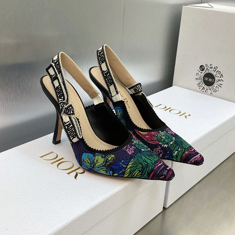 J'Adior Slingback Pumps Women Toile de Jouy Voyage Motif Canvas Multi Blue ModernLook 6590