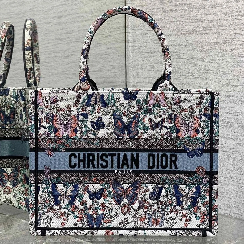 ModernLook 4419 Dior Book Tote In Toile De Jouy Papillon Motif Canvas White