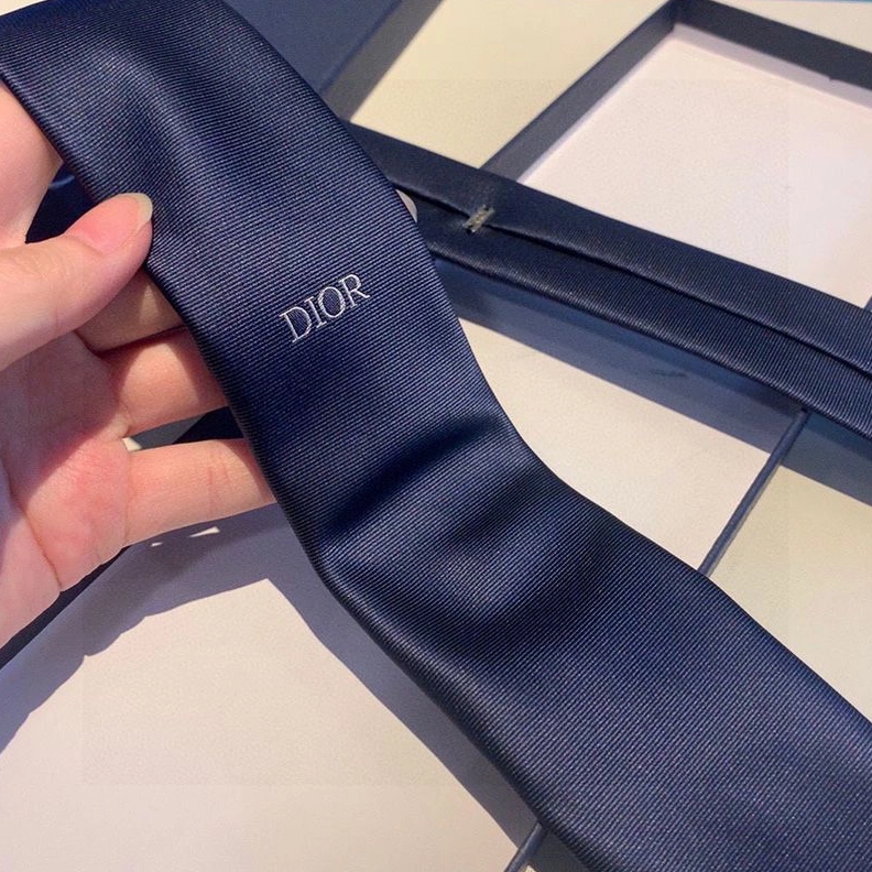 ModernLook 8657 Dior Tie DIOR Icon Motif Silk Navy Blue