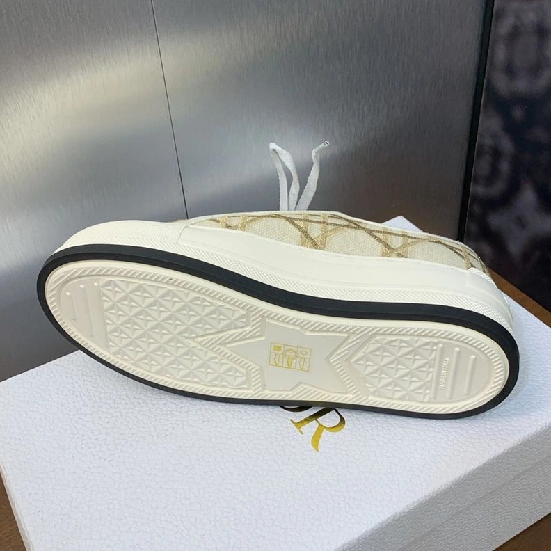 Popular 9044 Walk'n'Dior Platform Sneakers Unisex Macrocannage Motif Canvas Gold