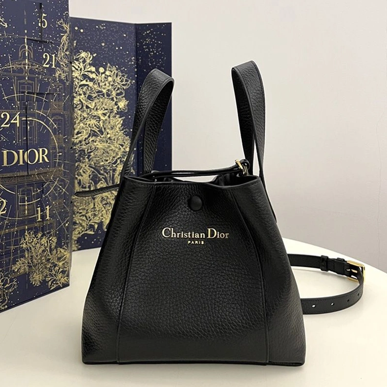 Small Dior Signature Bucket Bag In Grained Calfskin Black StreetReady 7094