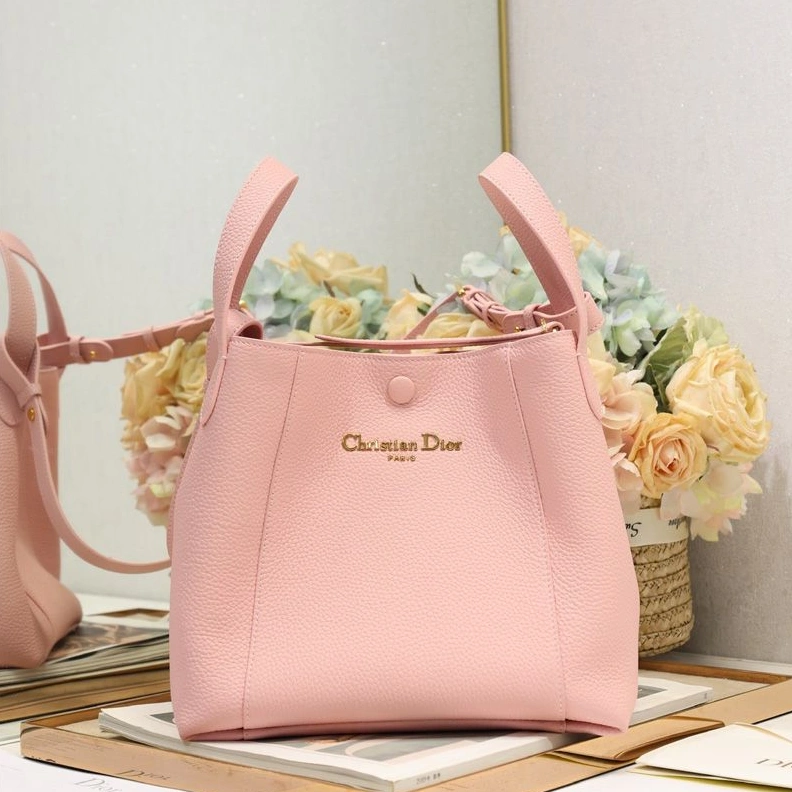 Small Dior Signature Bucket Bag In Grained Calfskin Cherry EasyMatch 763