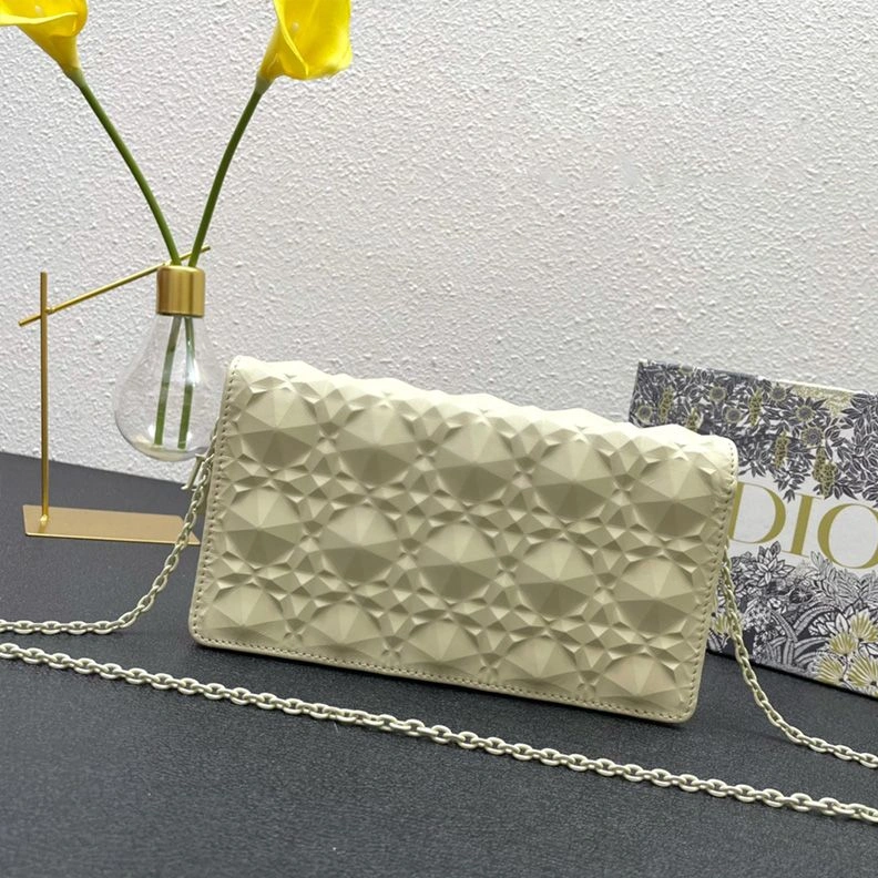 SmartChoice 4847 Lady Dior Pouch Ultramatte Cannage Lambskin with Diamond Motif White