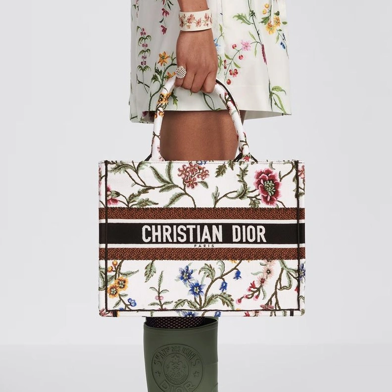 SmartChoice 6478 Dior Book Tote Petites Fleurs Motif Canvas White