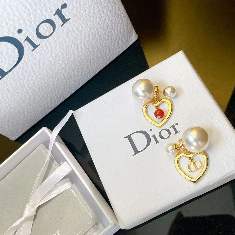 StreetReady 2262 Dior Tribales Earrings Metal, White Resin Pearls And A Red Glass Pearl Gold