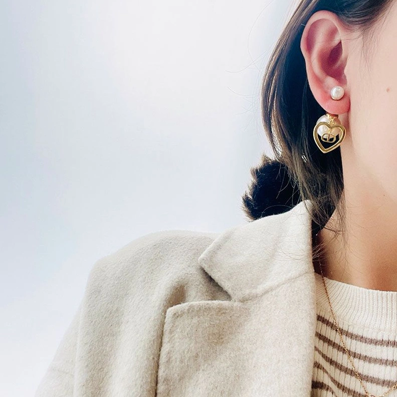 StreetReady 2262 Dior Tribales Earrings Metal, White Resin Pearls And A Red Glass Pearl Gold