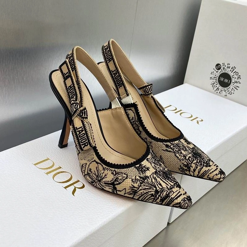 Trendy 4842 J'Adior Slingback Pumps Women Toile de Jouy Voyage Motif Canvas Beige
