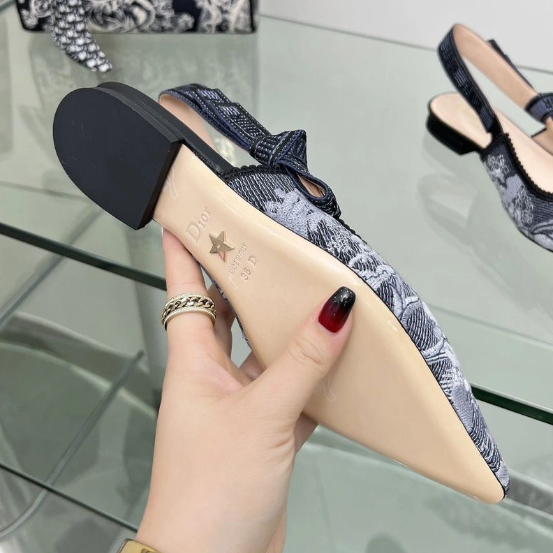 Trendy 7516 J'Adior Slingback Pumps Women Toile de Jouy Sauvage Motif Canvas Black Grey