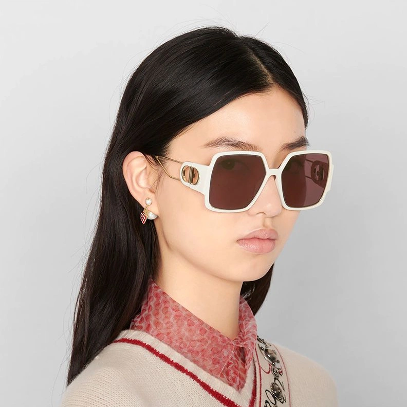 WellDesigned 1712 Dior Tribales Dioramour Earrings Metal, White Resin Pearls and Red Lacquer with White Polka Dots Gold