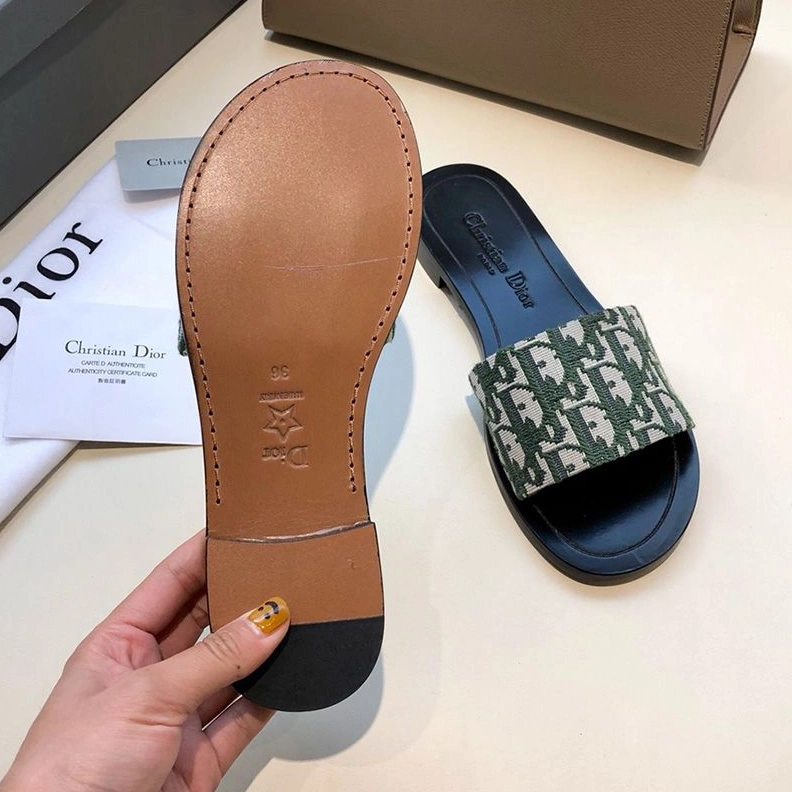 WellDesigned 9927 Christian Dior Dway Slides Women Oblique Motif Canvas Green