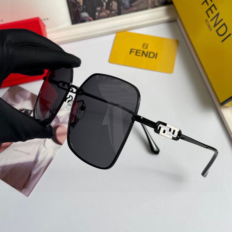 Affordable Fendi 7224 Metal Sunglasses