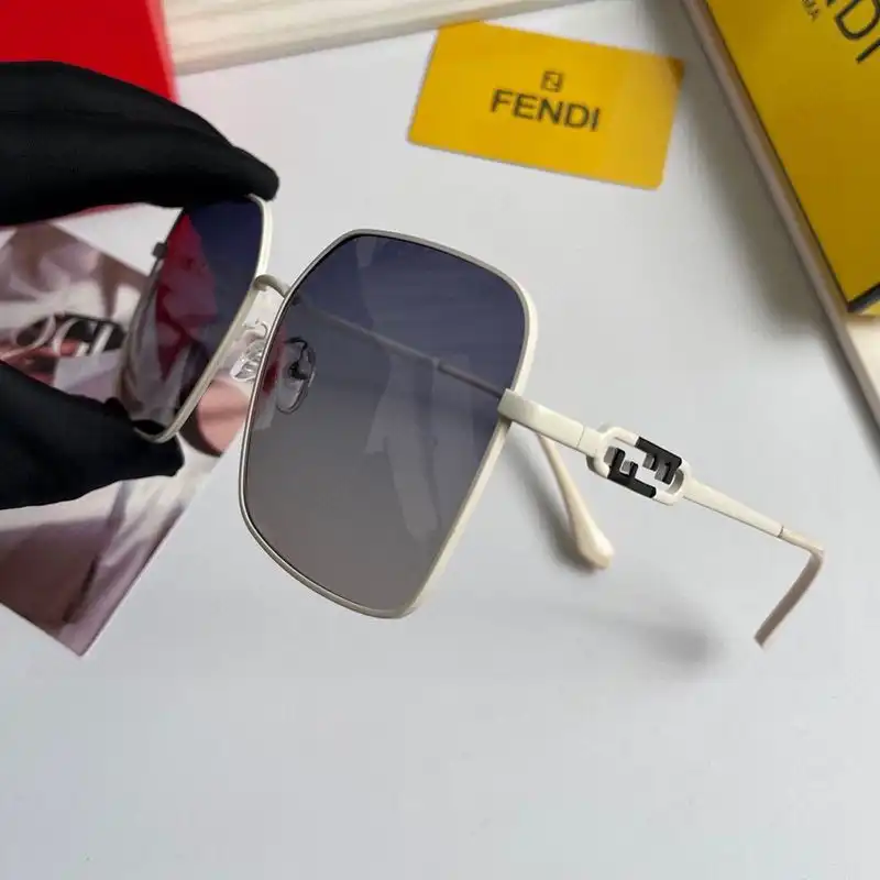 Affordable Fendi 7224 Metal Sunglasses