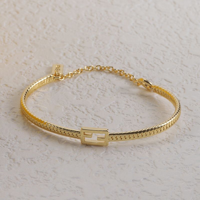 Affordable Fendi Baguette Bracelet In Metal Gold