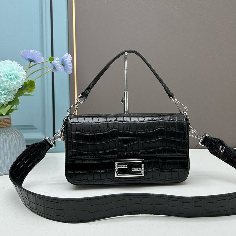 Affordable Fendi Medium Baguette Re-Edition Bag In Crocodile Leather Black