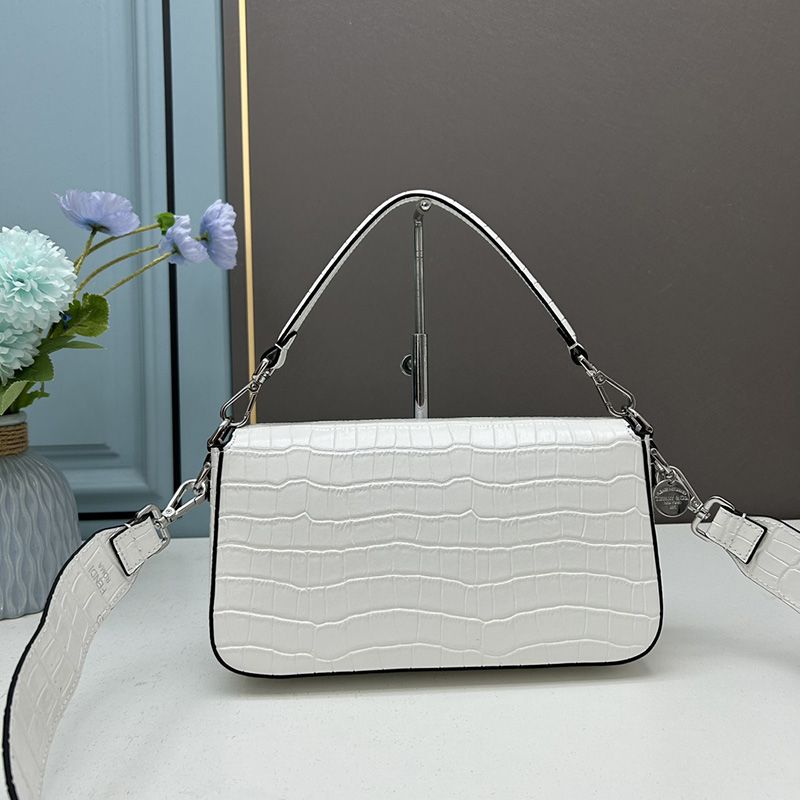 Affordable Fendi Medium Baguette Re-Edition Bag In Crocodile Leather White