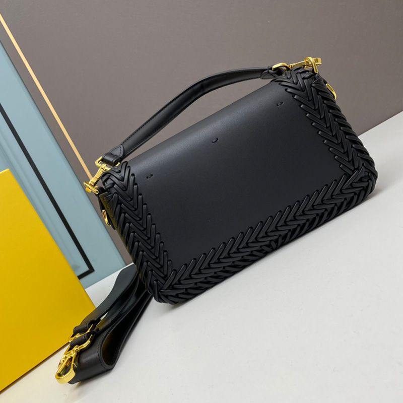 Affordable Fendi Medium Baguette Bag In Stitching Leather Black