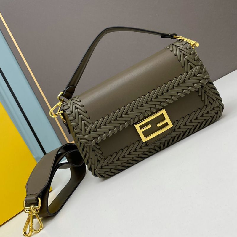 Affordable Fendi Medium Baguette Bag In Stitching Leather Green