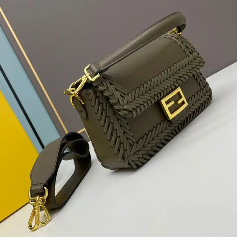 Affordable Fendi Medium Baguette Bag In Stitching Leather Green