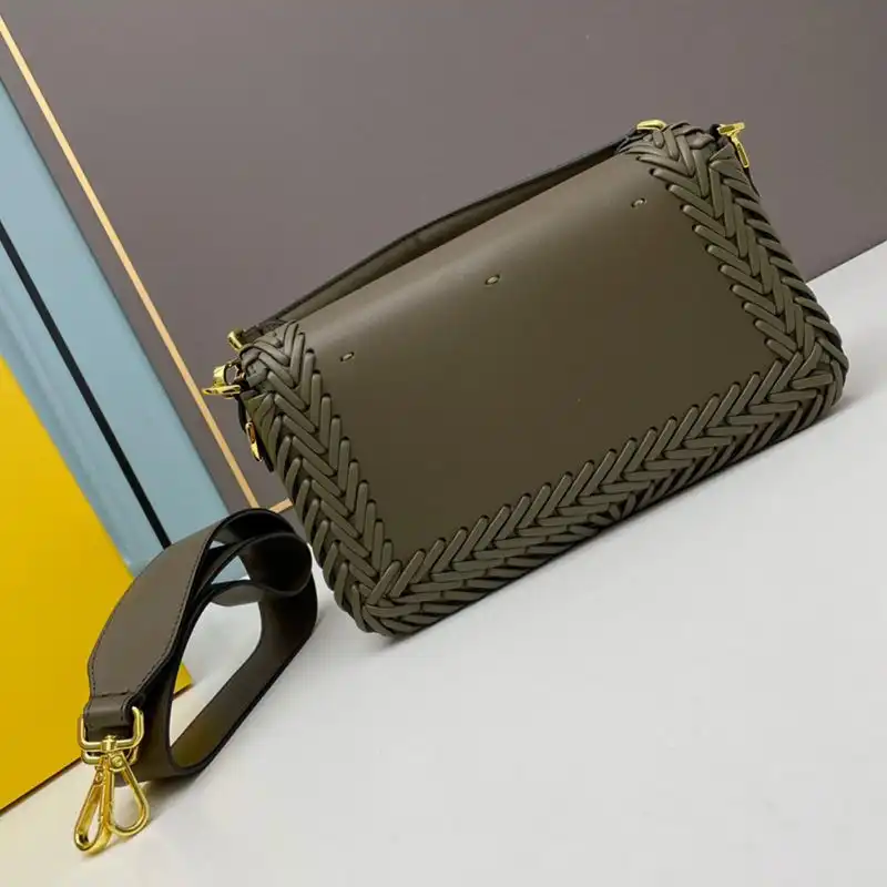 Affordable Fendi Medium Baguette Bag In Stitching Leather Green