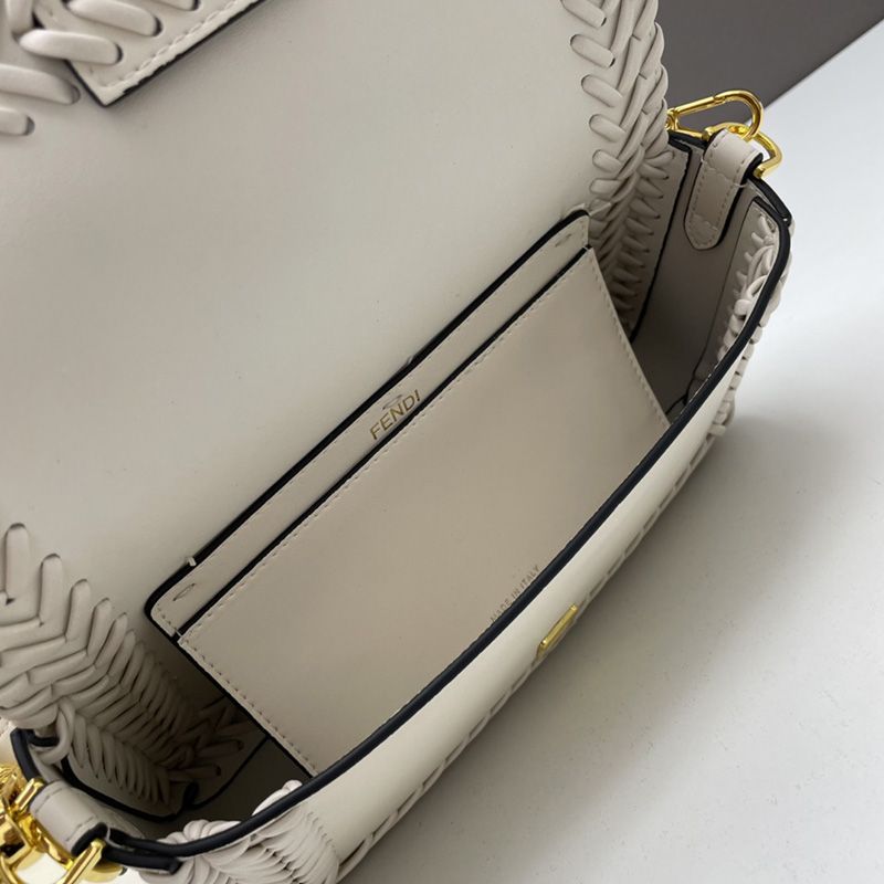 HOT Fendi Medium Baguette Bag In Stitching Leather White