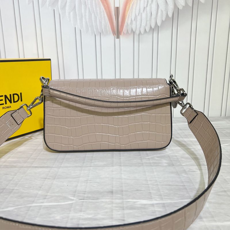 HOT Fendi Medium Baguette Bag In Tiffany Crocodile Leather Khaki