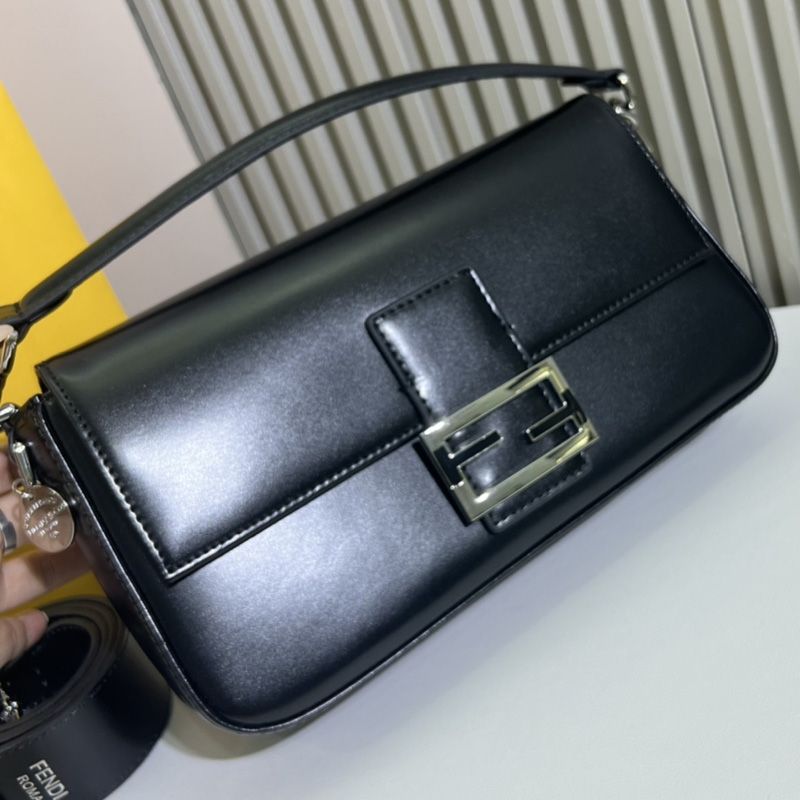 Affordable Fendi Medium Baguette Bag In Tiffany Smooth Leather Black