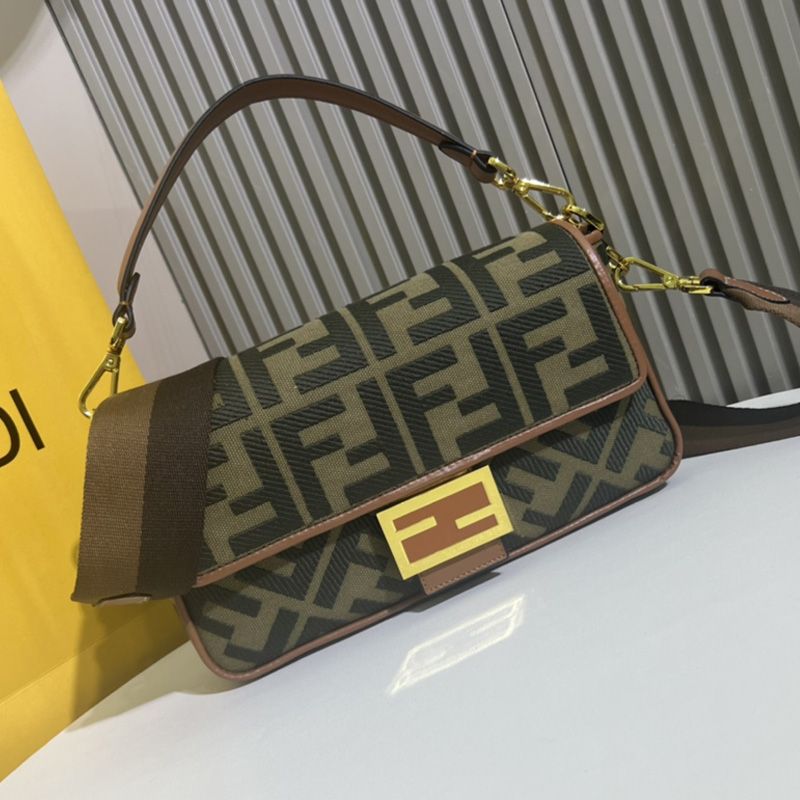 Affordable Fendi Medium Baguette Bag In FF Motif Canvas Green