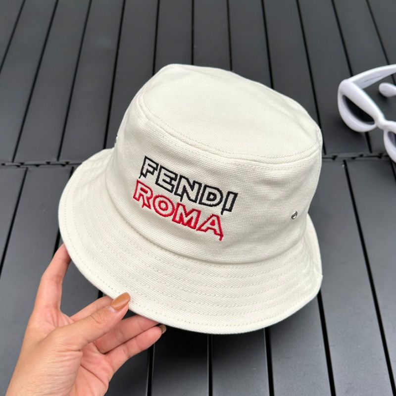 Affordable Fendi Bucket Hat In Fendi Roma Canvas White