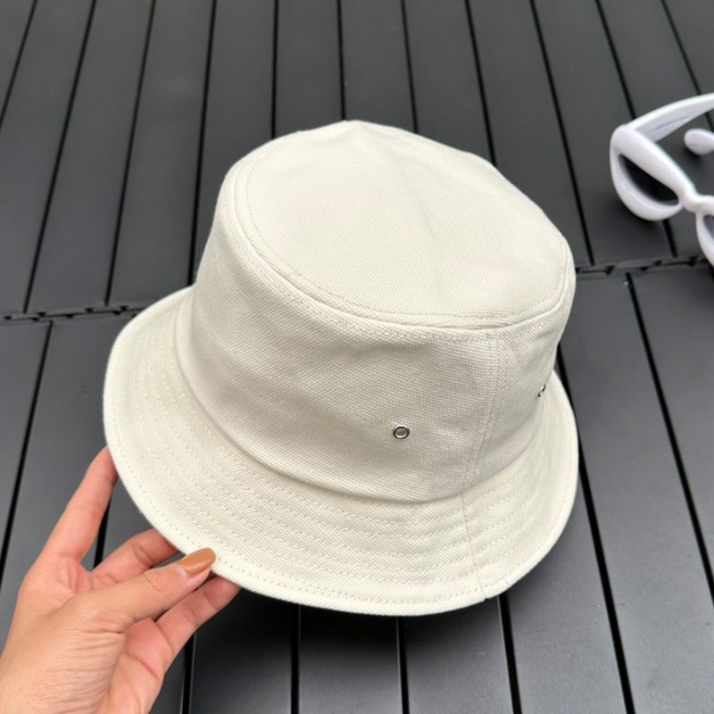 Affordable Fendi Bucket Hat In Fendi Roma Canvas White