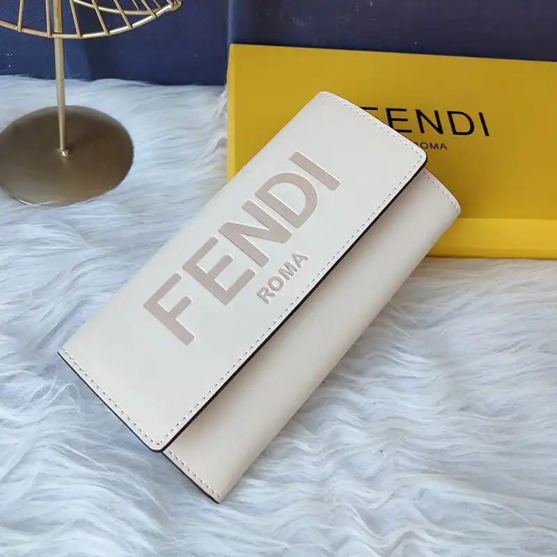 Fendi Continental Wallet In ROMA Logo Calf Leather White