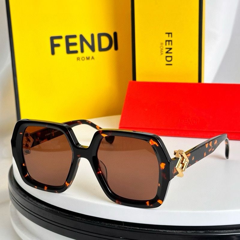 Affordable Fendi FE40139I FF Diamonds Acetate Sunglasses