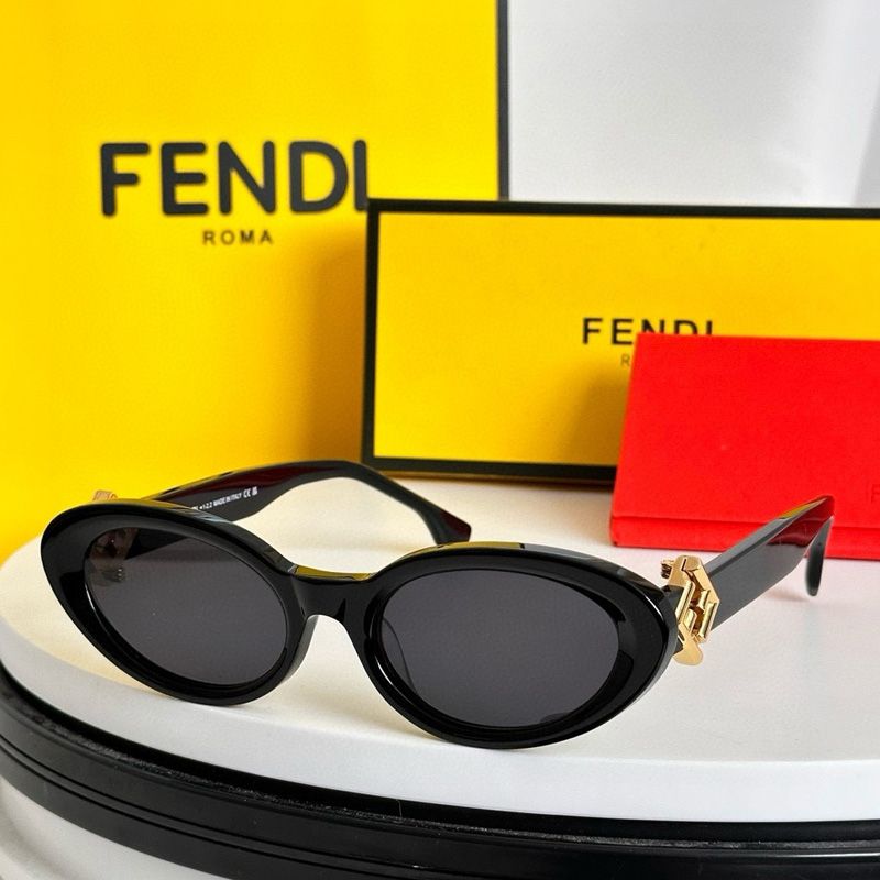 Affordable Fendi FE40150 FF Diamonds Acetate Sunglasses