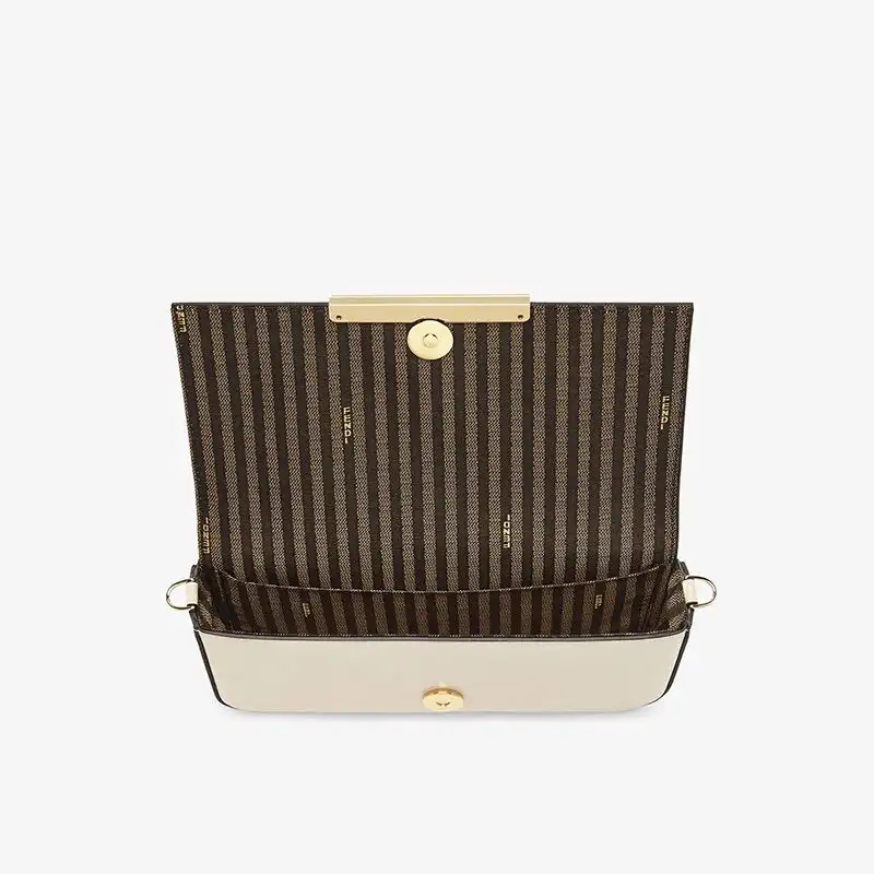 Affordable Fendi FF Wallet On Chain With Pouches In Calf Leather White