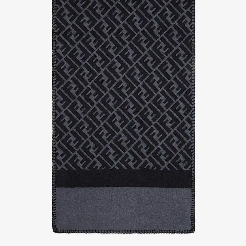 Fendi FF Rectangular Scarf Man In Silk and Wool Black