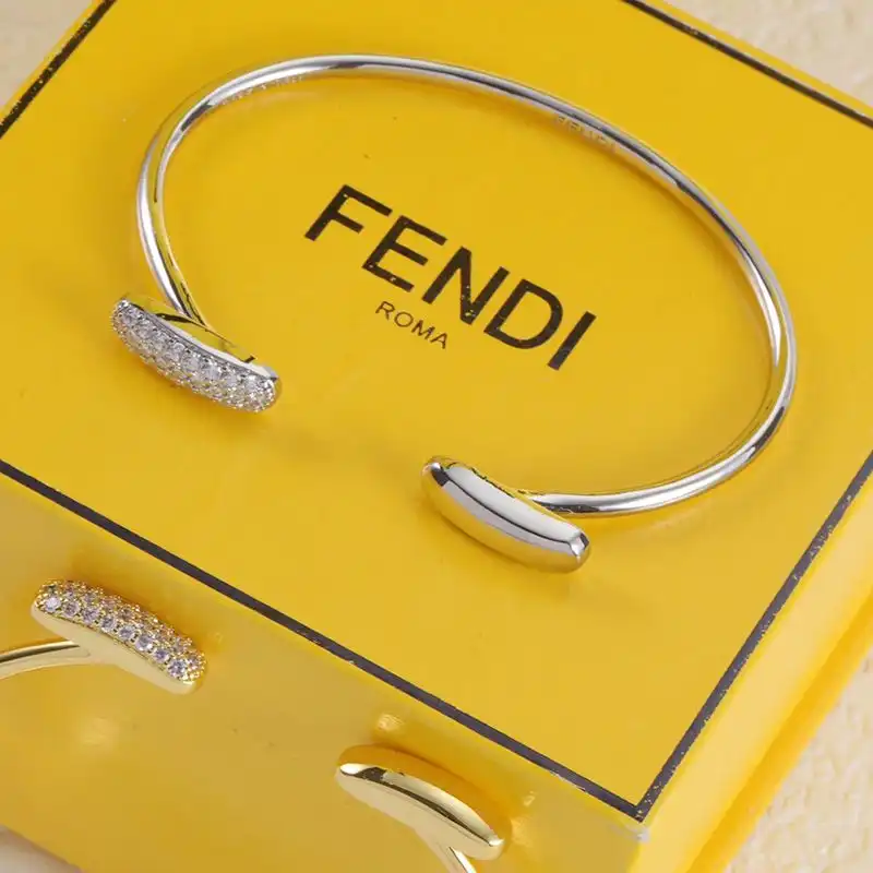 Affordable Fendi Filo Bangle Bracelet In Metal with Crystals Palladium