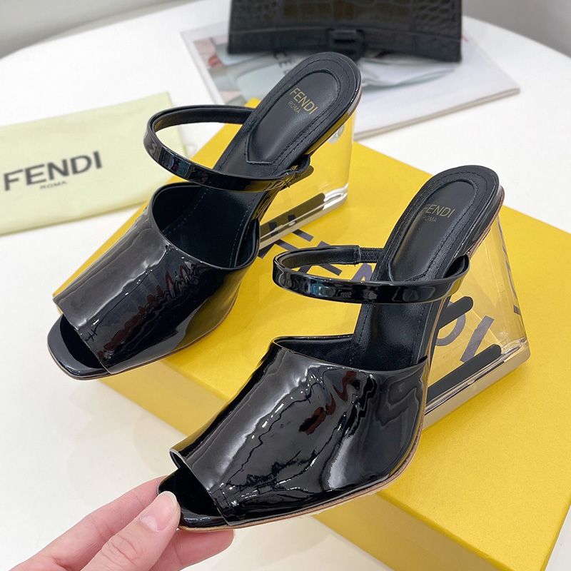 Affordable Fendi First Sandals Women Patent Leather Black