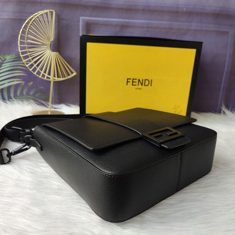 Affordable Fendi Medium Baguette Messenger In Cuoio Romano Leather Black