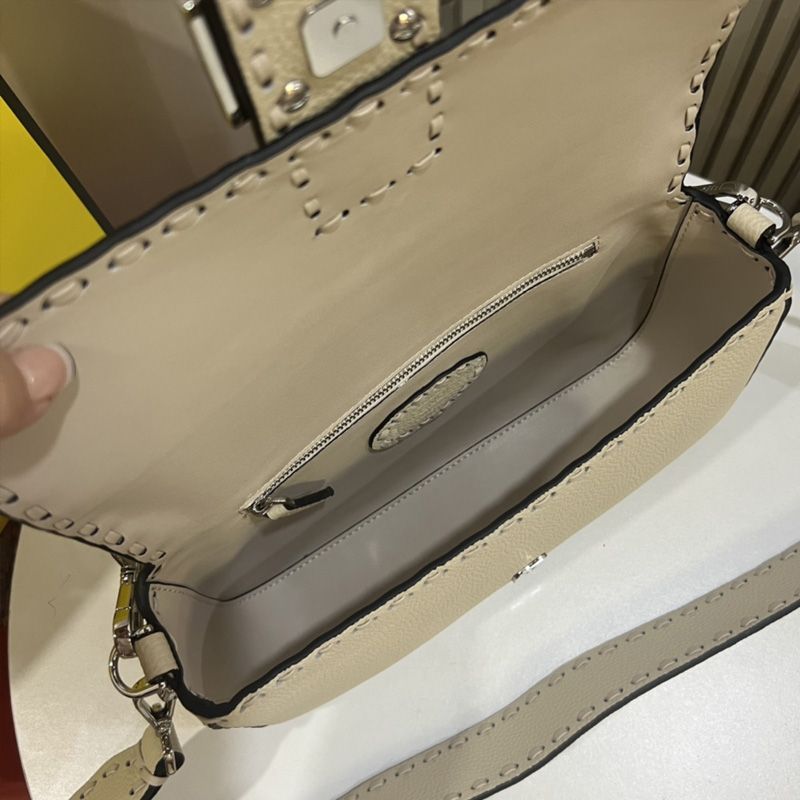 HOT Fendi Medium Baguette Selleria Bag In Cuoio Romano Leather Beige