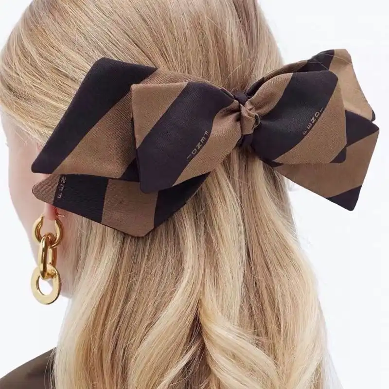 Affordable Fendi Pequin Stripe Hair Clip In Silk Brown