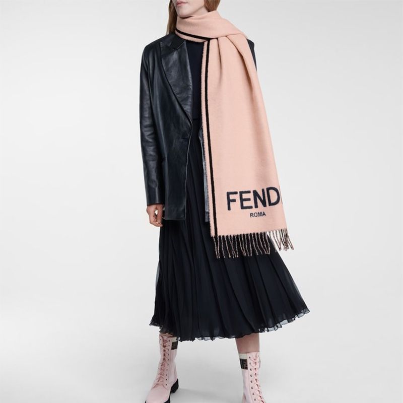 Affordable Fendi Roma Logo Scarf In Cashmere Pink Black