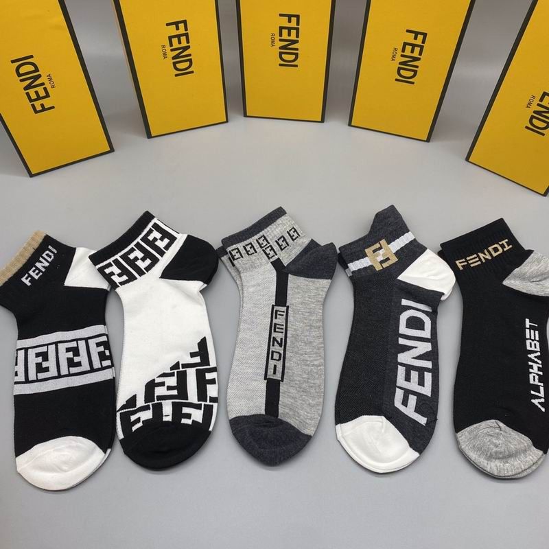 Affordable Fendi Socks Set 052916