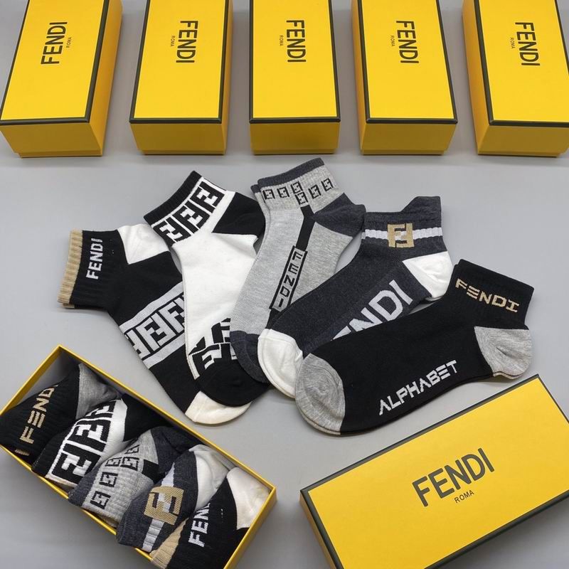 Affordable Fendi Socks Set 052916