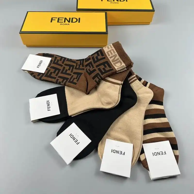 Affordable Fendi Socks Set 080203