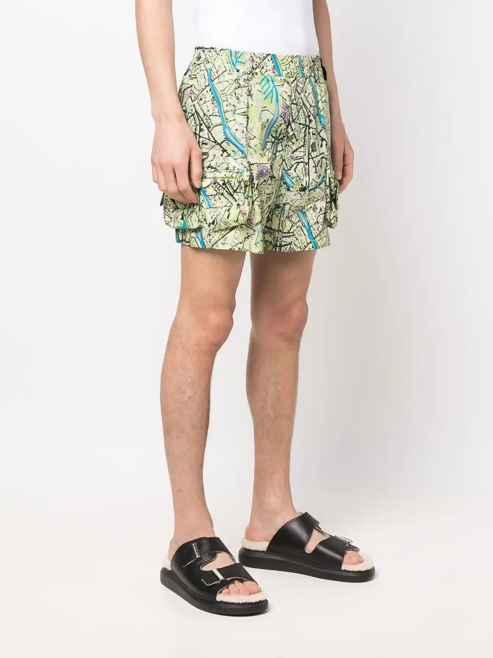 Cheap FENDI map-print cargo shorts