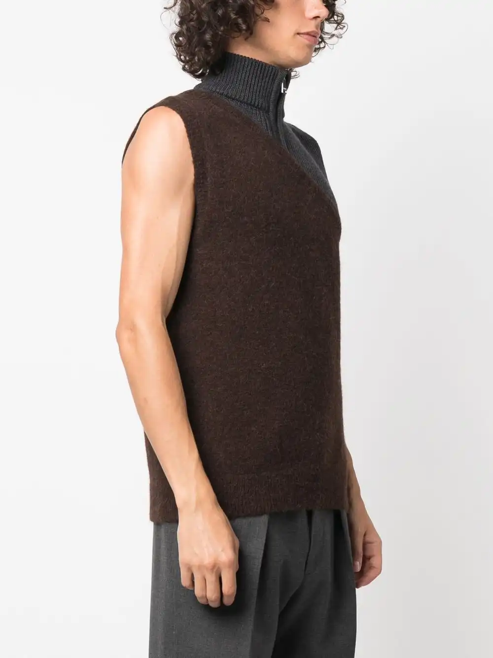 Cheap FENDI panelled ribbed zipped vest